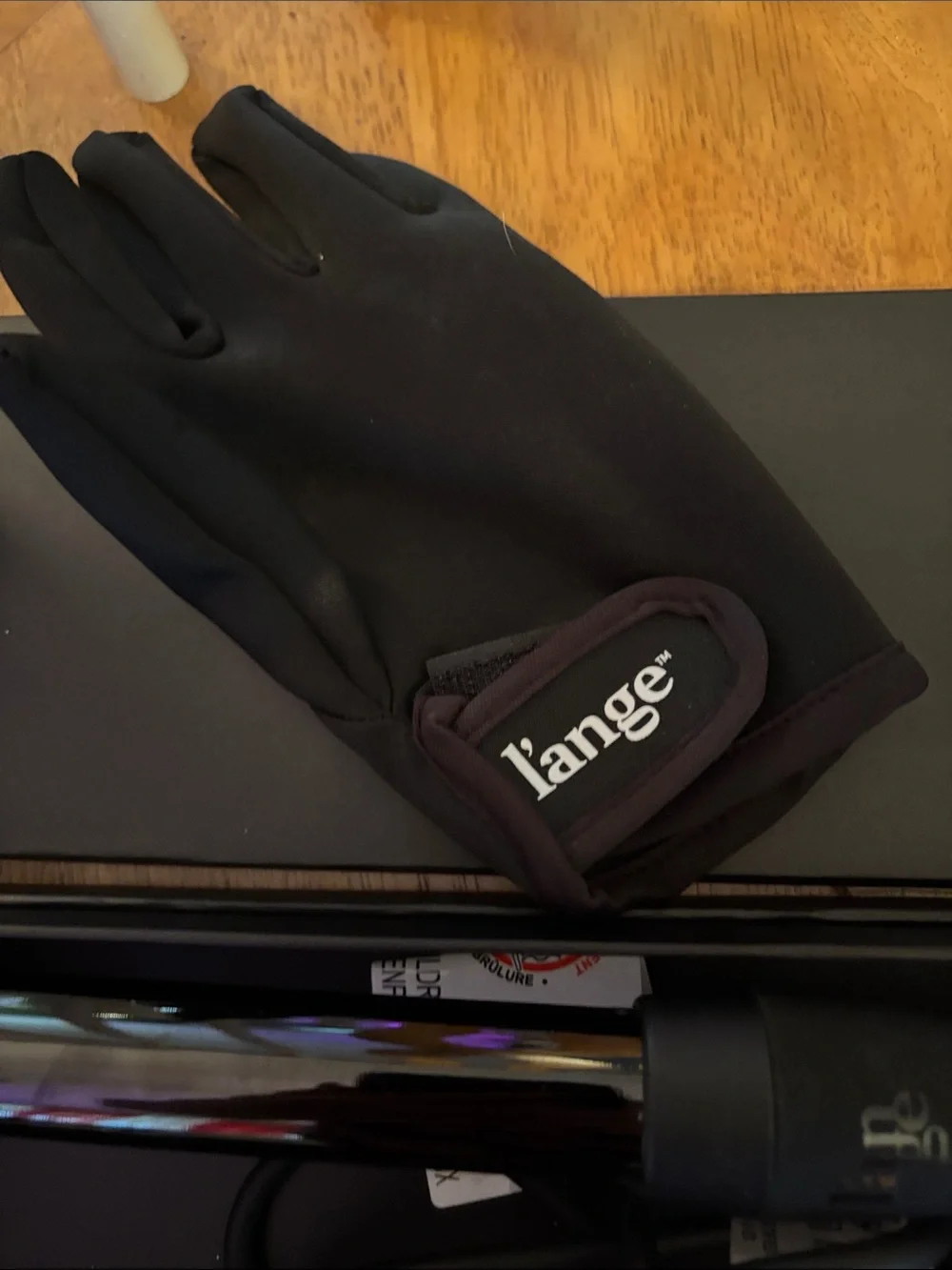 Lange  Curling Wand with Black Heat-Resistant Glove